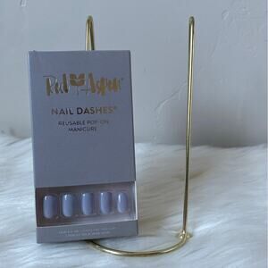 Steel Gray, Shay Red Aspen Nail Dashes